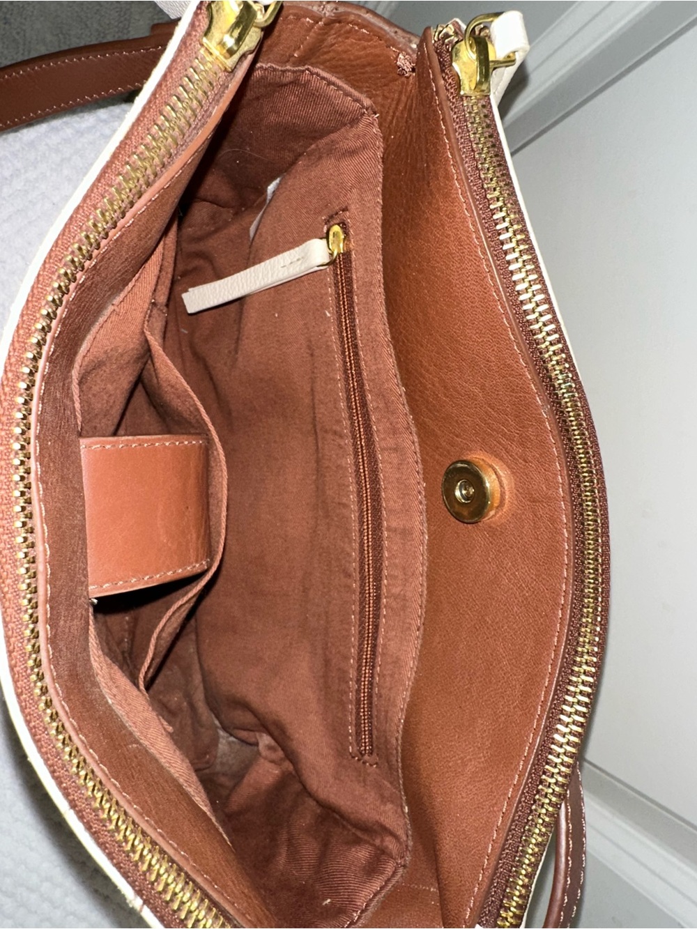 King Ranch Leather Crossbody Bag - Picture 5 of 13